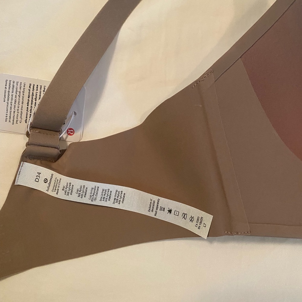 Lululemon Hold true Bra, brand new with tags!